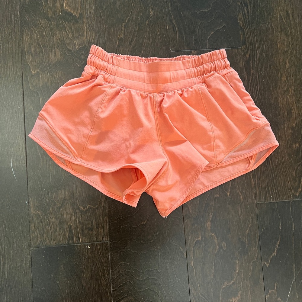 Lulu lemon 00 double zero Hotty Hot 2.5”